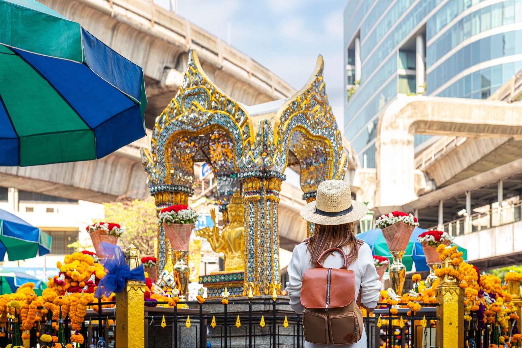 Bangkok Mu-Telu Half Day Tour – Ratchaprasong Shrine Route